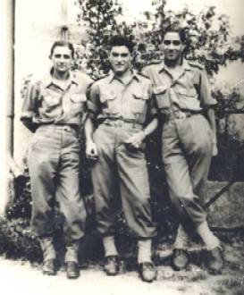 Trois cuirassiers du char "Longwy II": aide-pilote, Barthlemy Paul - Tireur, Alfred Buisson - Chargeur, Raymond Aouizerate